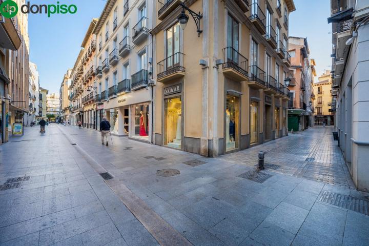 ¡Oportunidad única de inversión!: se vende edificio comercial completamente reformado photo 0