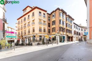 Venta de piso en Granada (Zona Centro) photo 0