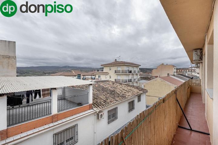 Piso de 4 dormitorios - reformado en El Padul photo 0