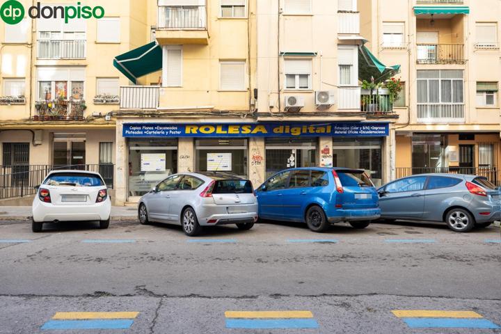 Presentamos un espectacular local comercial photo 0