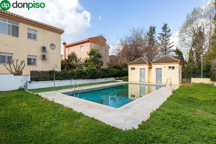 PRECIOSA CASA EN URBANIZACION PRIVADA photo 0