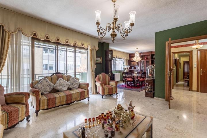 Vivienda exclusiva en Calle Alhamar. Una joya en el corazón de Granada photo 0