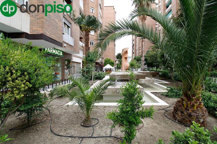 Piso En venta en Centro, Granada photo 0