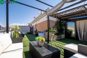 SE VENDE PRECIOSO ÁTICO en Churriana de la Vega Granada CON VISTAS PANORÁMICAS photo 0