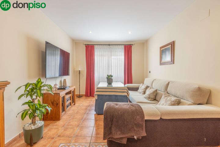 Espaciosa casa en venta en el Padul photo 0