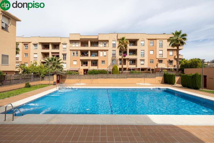 PISO CON PISCINA GARAJE Y TRASTERO photo 0