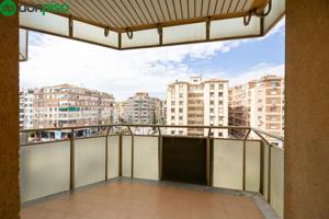 🏡 VENTA DE PISO EN PLAZA EINSTEIN – GRANADA 🎓 photo 0