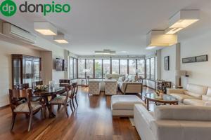 SENSACIONAL PISO EN UNA DE LAS ZONAS MAS EXCLUSIVAS Y COTIZADAS DE LA CIUDAD photo 0