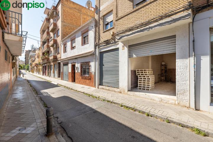 Local junto a Avda. Cádiz photo 0