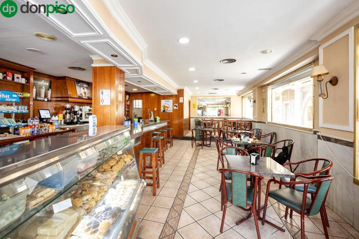 SE VENDE LOCAL EN OBISPO HURTADO GRANADA photo 0