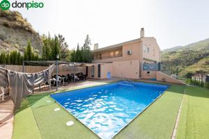 ¡Oportunidad única en Pinos Genil, Granada! photo 0