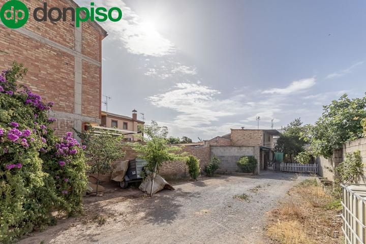 ¡MAGNIFICO SOLAR URBANO EN ALBOLOTE, CON INFINIDAD DE POSIBILIDADES! IDEAL PARA PROMOTORES photo 0