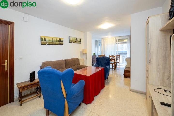 Estupendo piso en venta en calle Gran Capitan photo 0