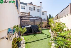 Casa a la venta en Peligros con grandes espacios y vistas despejadas photo 0