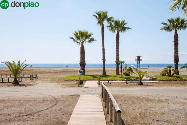 Piso de 3 dormitorios junto Playa Poniente, Motril. photo 0