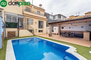 Casa adosada con piscina en Santa Fe photo 0