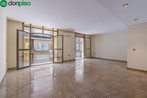 FANTASTICO PISO EN ANGEL GANIVET photo 0