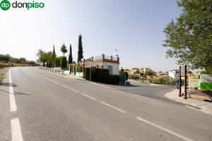 Oportunidad de Inversión: Terreno Urbano en Nívar Granada photo 0