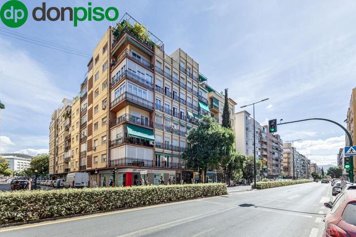 🏡 Piso reformado en zona universitaria de Ciencias – Perfecto para familias 👨‍👩‍👧‍👦 photo 0