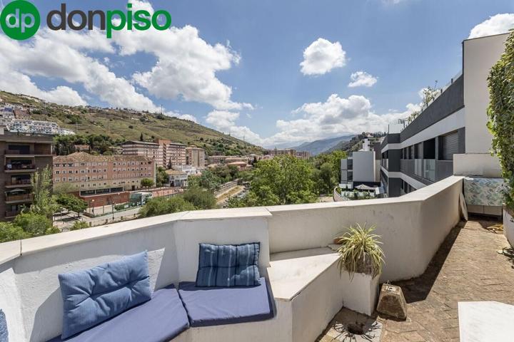 Casa con vistas increíbles en el Paseo de la Fuente de la Bicha photo 0