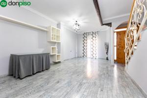 VENTA DE MAGNÍFICA CASA ADOSADA EN LAS GABIAS (GABIA CHICA) photo 0