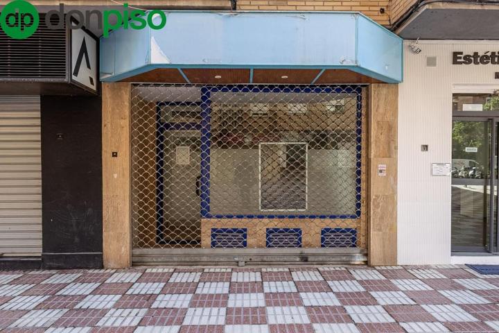 AMPLIO LOCAL JUNTO A PLAZA FONTIVEROS photo 0