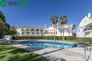 Piso en Calahonda Urbanización La Perla photo 0