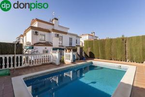 Chalet en Monteluz, Peligros. photo 0