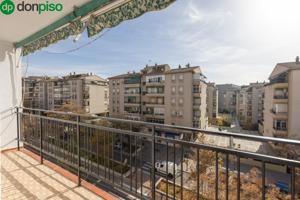 ¡FANTÁSTICO PISO JUNTO A CARRETERA DE MÁLAGA! photo 0