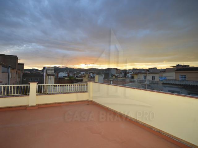 Piso En venta en Sant Feliu De Guíxols photo 0