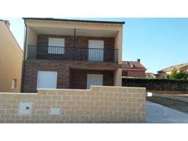 CHALET INDIVIDUAL EN ALQUILER LA LASTRILLA photo 0