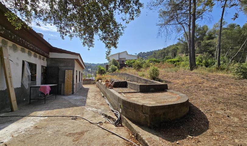 Chalet - Torre - Torrelles de Llobregat photo 0