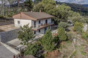 Unifamiliar aislada - Torrelles de Llobregat photo 0