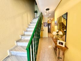 MARAVILLOSO DÚPLEX DE 4 DORM, 2 BAÑOS, 240M2, A TAN SOLO 2 MIN DE ORIHUELA, PARA ENTRAR A VIVIR YA! photo 0