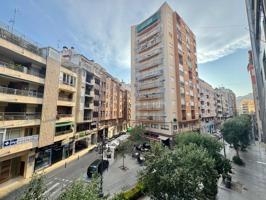 ESTUPENDA VIVIENDA EN OBISPO ROCAMORA, PARA ENTRAR A VIVIR CON BALCÓN AMPLIO, MUY BUENAS VISTAS Y CERCA DE TODOS LOS SERVICIOS.. ¡¡VISÍTELA!! photo 0