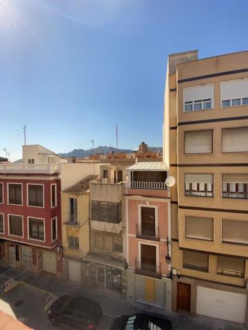 ESTUPENDA CASA EN EL CENTRO DE ORIHUELA DE TRES PLANTAS, TERRAZA, BAJO COMERCIAL.. ¡VISITELA!! photo 0