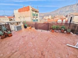 MAGNIFICO DÚPLEX EN ORIHUELA CON AMPLIA TERRAZA PRIVADA, BARBACOA, RODEADA DE SERVICIOS...¡VISITELA! photo 0