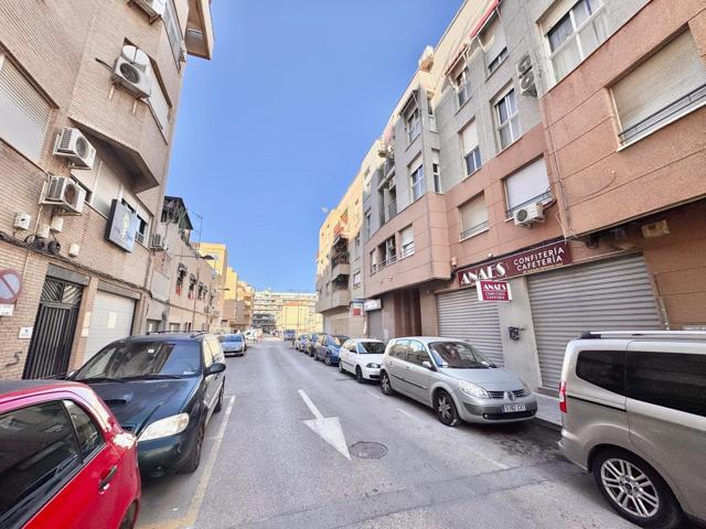 MAGNIFICO LOCAL EN ORIHUELA, ADAPTADO PARA CUALQUIER NEGOCIO, TODO REFORMADO MUY ECONÓMICO!! photo 0