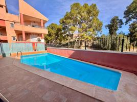 ESTUPENDO BUNGALOW A TAN SOLO 5 MIN DE ORIHUELA CON PORCHE AMPLIO, PISCINA COMUNITARIA MUY ECONÓMICO photo 0