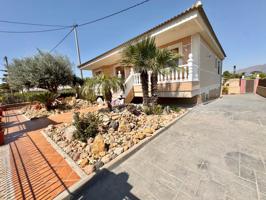 ESTUPENDO CHALET EN LA HUERTA DE BENIEL, CON TERRENO TODO EN UNA PLANTA ¡VISÍTELO Y HAGA OFERTA! photo 0