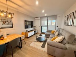 MAGNÍFICO ÁTICO EN EL CENTRO DE ORIHUELA EN PERFECTO ESTADO CON TERRAZA EN PLANTA, SEMI-AMUEBLADO CON CALIDADES INMEJORABLES Y RODEADO DE SERVICIOS... ¡¡TENEMOS TU VIVIENDA IDEAL LISTA PARA VIVIR! photo 0