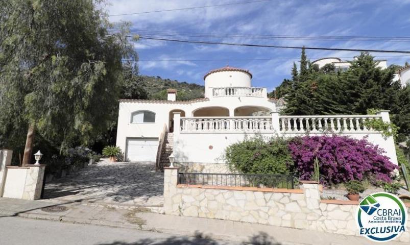 Casa con piscina en Can Isaac, Palau Saverdera photo 0