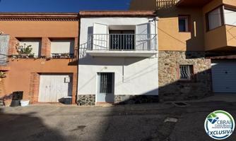 ¡Encantadora Casa en Venta en Vilajuiga! photo 0