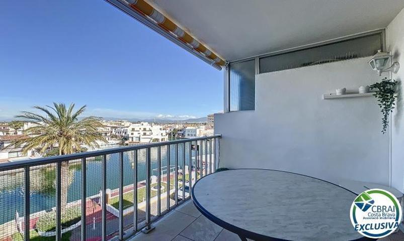 Encantador estudio reformado con gran terraza y vistas al canal - Poblat Tipic photo 0