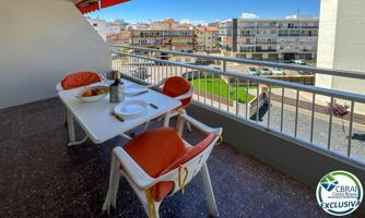 Apartamento de 1 habitación en venta a 350 metros de la playa de Santa Margarita - Roses. photo 0