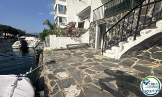 Apartamento reformado con amarre privado en el puerto de Banyuls, Empuriabrava photo 0