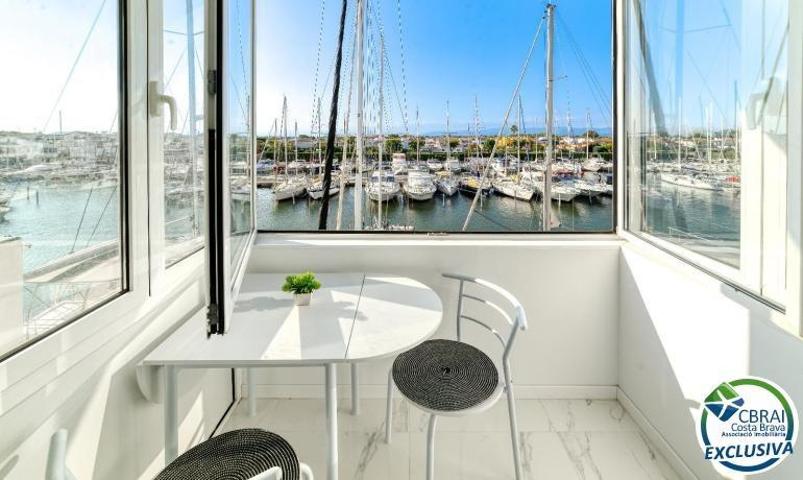 Estudio reformado con encanto y vistas al canal en Port Grec – Empuriabrava photo 0