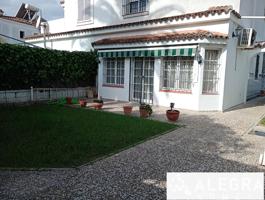 Adosado en venta con piscina privada! photo 0