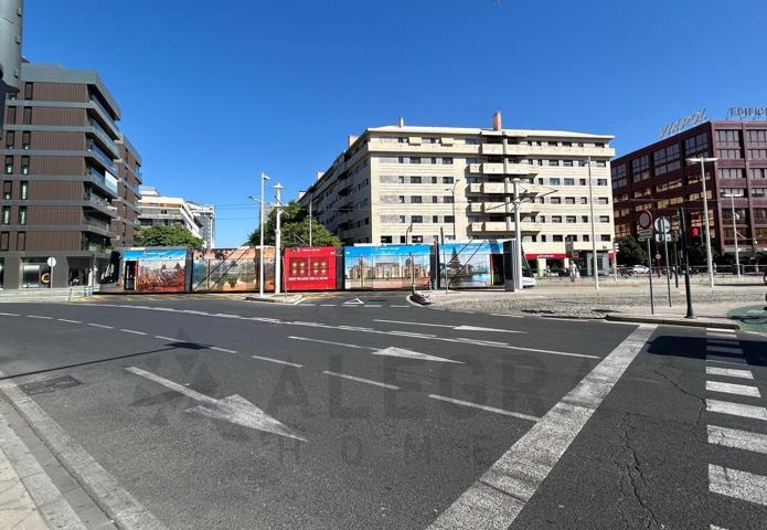 🏡 Magnífica vivienda en La Buhaira (Sevilla) – Urbanización premium con piscina interior y exterior photo 0