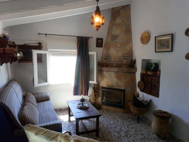 Casa En venta en Almáchar photo 0